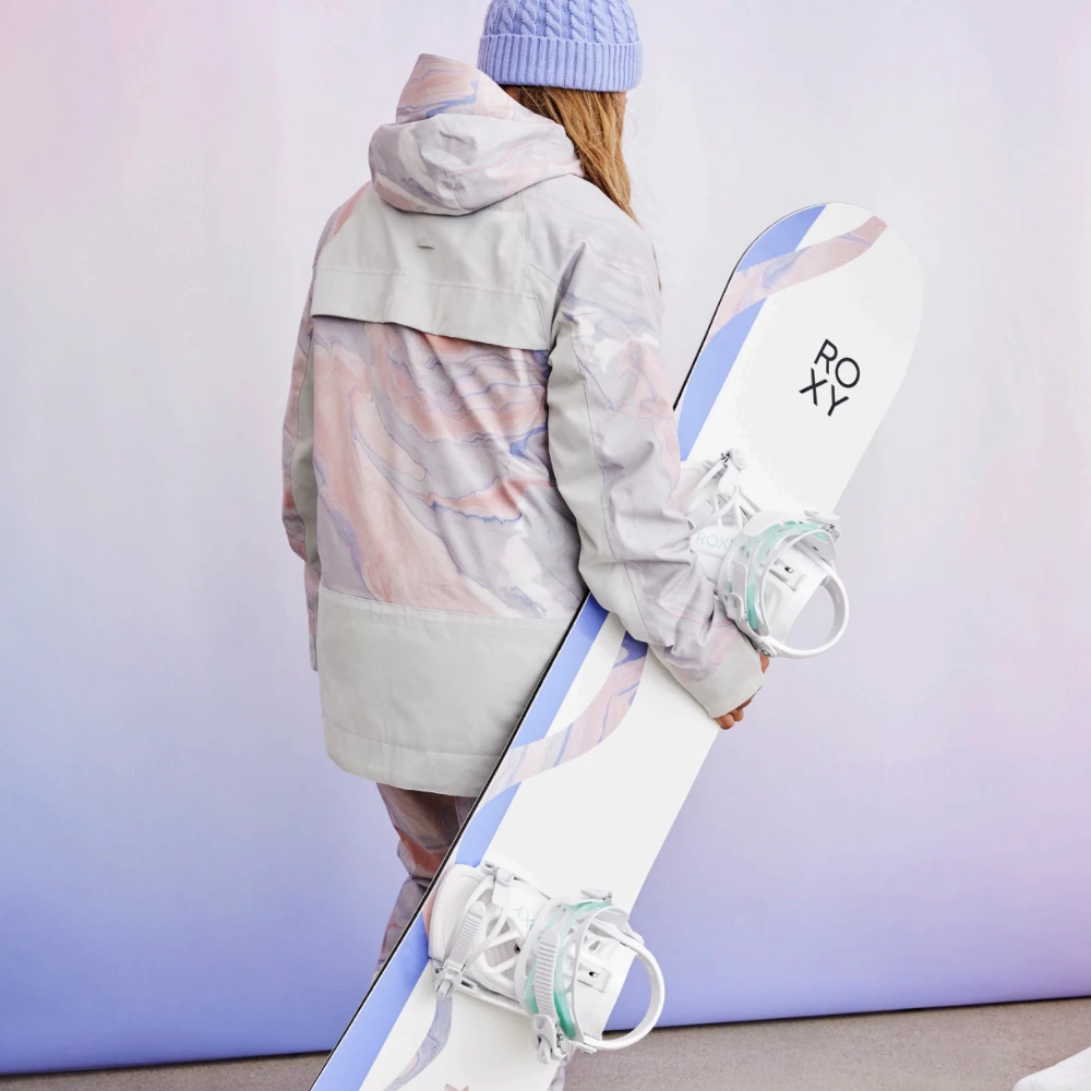 Roxy Womens Xoxo Pro 145 Snowboard + Viva White Snowboardbindingen + Pipe Bag Cascade Camo 157 4 Roxy Womens Xoxo Pro 145 Snowboard + Viva White Snowboardbindingen + Pipe Bag Cascade Camo 157 - Afbeelding 2