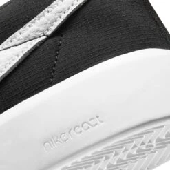 Bruin React Black/ White/ Anthracite -Wintersport CJ1661 001 PHSYD002 2000