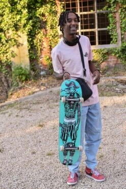 Master Blaster Skateboard Turquoise -Wintersport DSC 4622