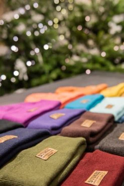 Original Cuffed Beanie Mustard -Wintersport DSC 9901 f18c7f10 9f4c 4152 be73 2fa5f448c0b1