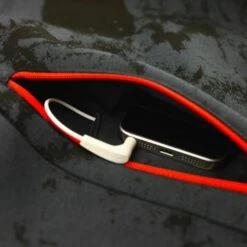 Horsefeathers Sherman Hoodie Grey Tie Dye -Wintersport Horsefeathers Sherman Hoodie Grey Tie Dye Back Pocket Smartphone