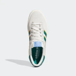 ADIDAS Matchbreak Super Crystal White/ Collegiate Green/ Crew Yellow -Wintersport Matchbreak Super Schoenen wit FY0509 02 standard hover