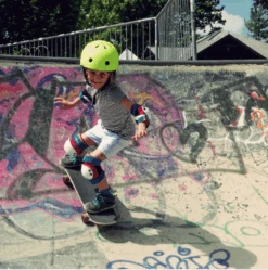 TSG Basic Protection Set Safety Pack Night Blue/ Dusk Yellow -Wintersport Schermafbeelding 2020 01 10 om 19.13.05