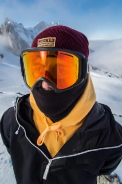 Original Cuffed Beanie Burgundy -Wintersport Stoked Board co beanies 11 37bac4cd c5b0 4cc4 a37f 6a95cbbc52f1