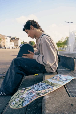 The Stoker Skateboard Deck -Wintersport Stoked Boardshop Skateboarding Team Fotoshoot 20