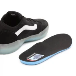 Vans Ave Black/ White -Wintersport Vans Ave Black White Insole