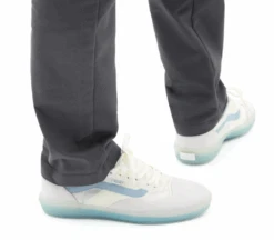 Vans Ave Blue/ Marshmallow -Wintersport Vans Ave Blue Marshmallow 6