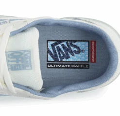 Vans Ave Blue/ Marshmallow -Wintersport Vans Ave Blue Marshmallow 9