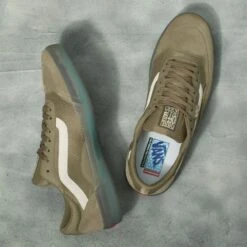 Vans Ave Convert Green -Wintersport Vans Ave Convert Green Lifestyle Overview Top