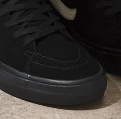 Vans BMX Sk8-Hi Black/ Black -Wintersport Vans BMX Sk8 Hi Black Black 8