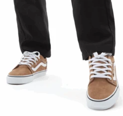 Vans Chukka Low Sidestripe Tobacco Brown -Wintersport Vans Chukka Low Sidestripe Tobacco Brown 95