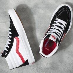 Vans Skate Sk8-Hi Athletic Black/ Red -Wintersport Vans Skate Sk8 Hi Athletic Black Red 7