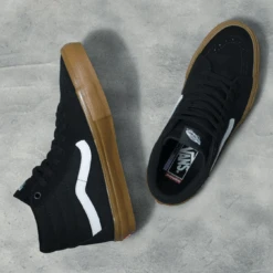 Vans Skate Sk8-Hi Black/Gum -Wintersport Vans Skate Sk8 Hi Black Gum 3