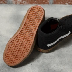 Vans Skate Sk8-Hi Black/Gum -Wintersport Vans Skate Sk8 Hi Black Gum 4