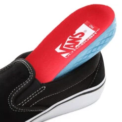 Vans Slip-On Pro Black/White -Wintersport Vans Slip On Pro Black White