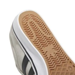 ADIDAS Adiease Crystal White / Core Black / Cloud White -Wintersport adidas adiease crystal white core black cloud white heel