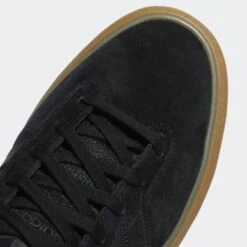 ADIDAS Matchbreak Super Core Black / Core Black / Gold Metallic -Wintersport adidas matchbreak super core black core black gold metallic tip