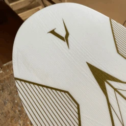 Aguila White 148 Snowboard + Stylist Blue Snowboardbindingen + Pipe Snowboardbag Bison 148 -Wintersport aguila white 148 snowboard stylist blue snowboardbindingen pipe snowboardbag bison 148 snowboard status5