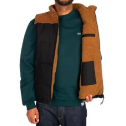 Iriedaily Hafen Vest Black -Wintersport iriedaily hafen vest black open