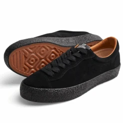 VM002 Suede Lo Black/Black -Wintersport last resort ab vm002 suede lo blackblack overview