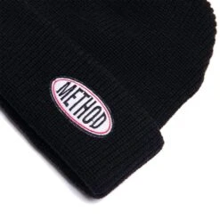 Oval Beanie Black -Wintersport method oval beanie black logo