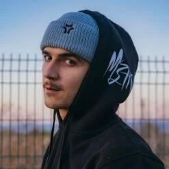 Star Beanie Grey -Wintersport method star beanie grey lifestyle