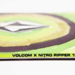 NITRO Kids Ripper X Volcom 116 2023 Snowboard -Wintersport nitro kids ripper x volcom 106 2023 snowboard side b6e7d866 a015 41c9 acda fdbc15d400ae