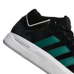 ADIDAS Tyshawn Core Black / Collegiate Green / Cloud White -Wintersport tyshawn core black collegiate green cloud white back
