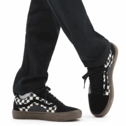Vans BMX Old Skool Checkerboard Black/Dark Gum -Wintersport vans bmx old skool checkerboard blackdark gum model