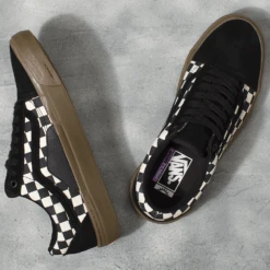 Vans BMX Old Skool Checkerboard Black/Dark Gum -Wintersport vans bmx old skool checkerboard blackdark gum top side