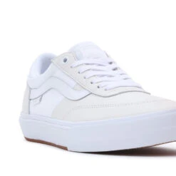 Vans Gilbert Crockett Leather White -Wintersport vans gilbert crockett leather white side