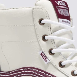 Vans Standard Mid Snow MTE Benny Urban Marshmallow/Burgundy -Wintersport vans standard mid snow mte benny urban marshmallowburgundy close
