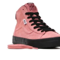 Vans The Lizzie Rosette -Wintersport vans the lizzie rosette laces